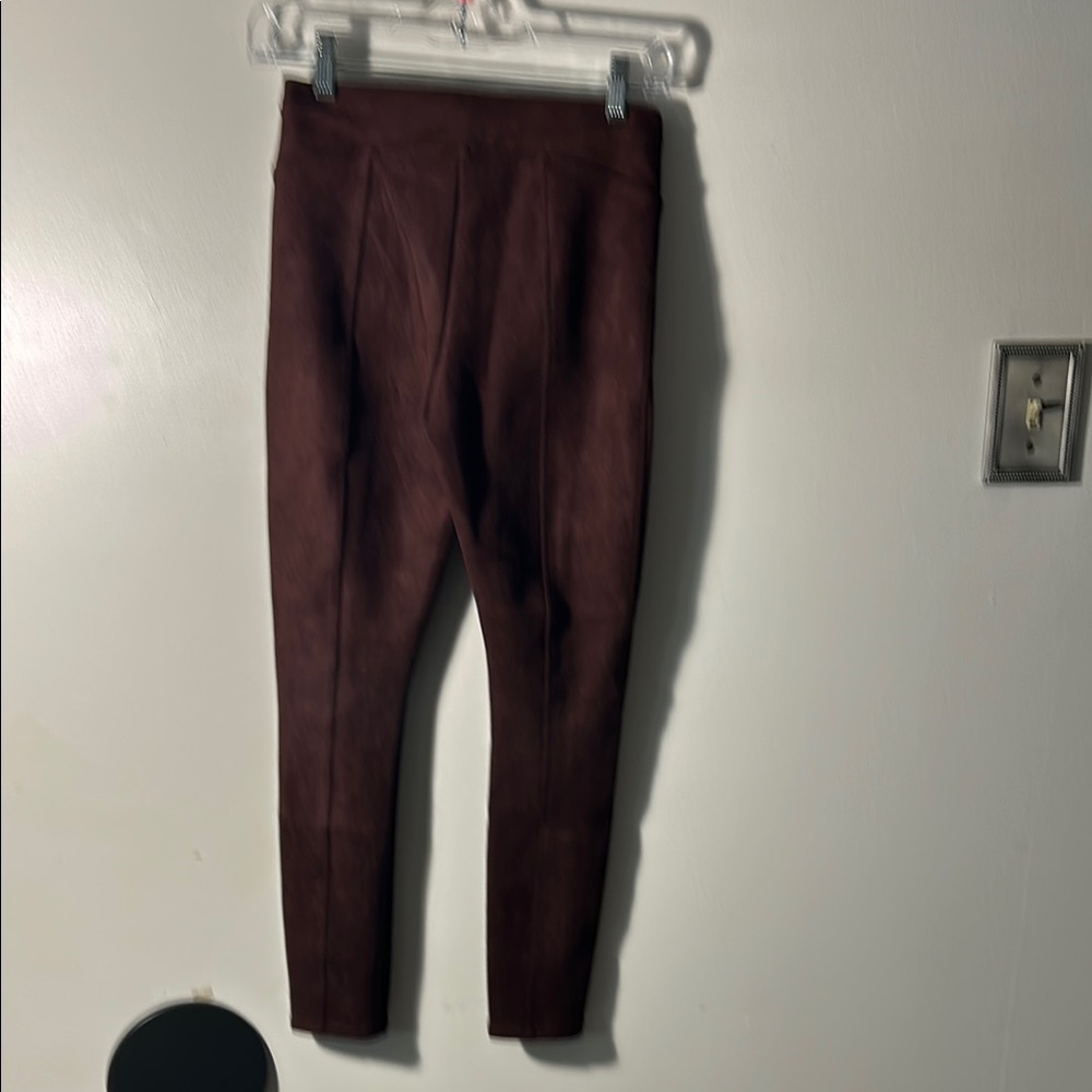 Elegant Suede-Like Brown Leggings